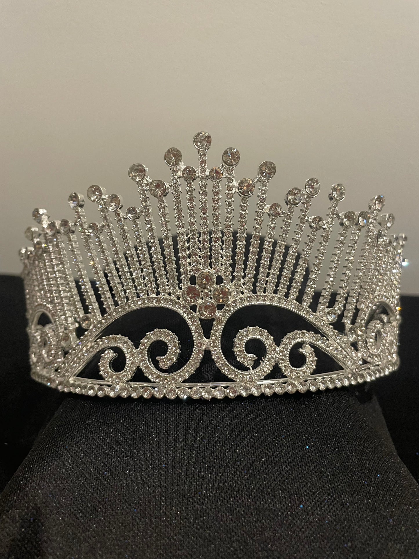 Sliver Rhinestone-encrusted crown